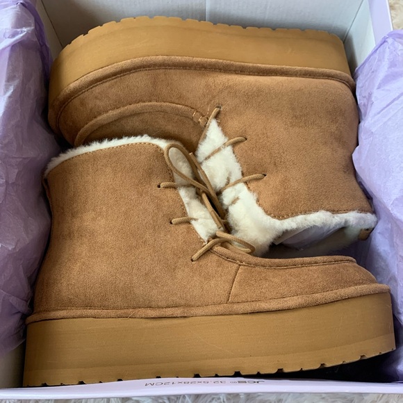 Madden Girl EARNESST Lace-Up Boot - Picture 8 of 11